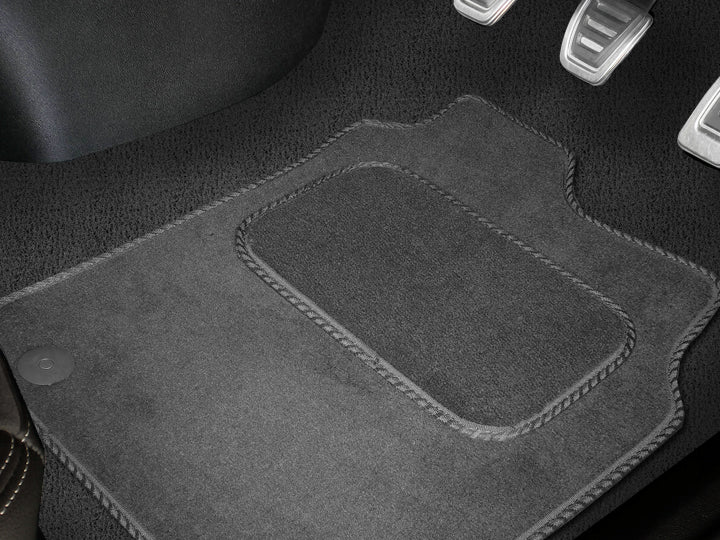 Budget Quality Driver's Car Mat For Peugeot 5008 2010-2017 – Tailored Fit, Black Carpet